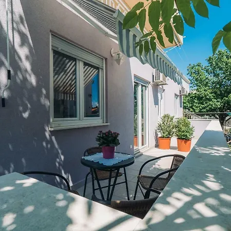Lea Apartment